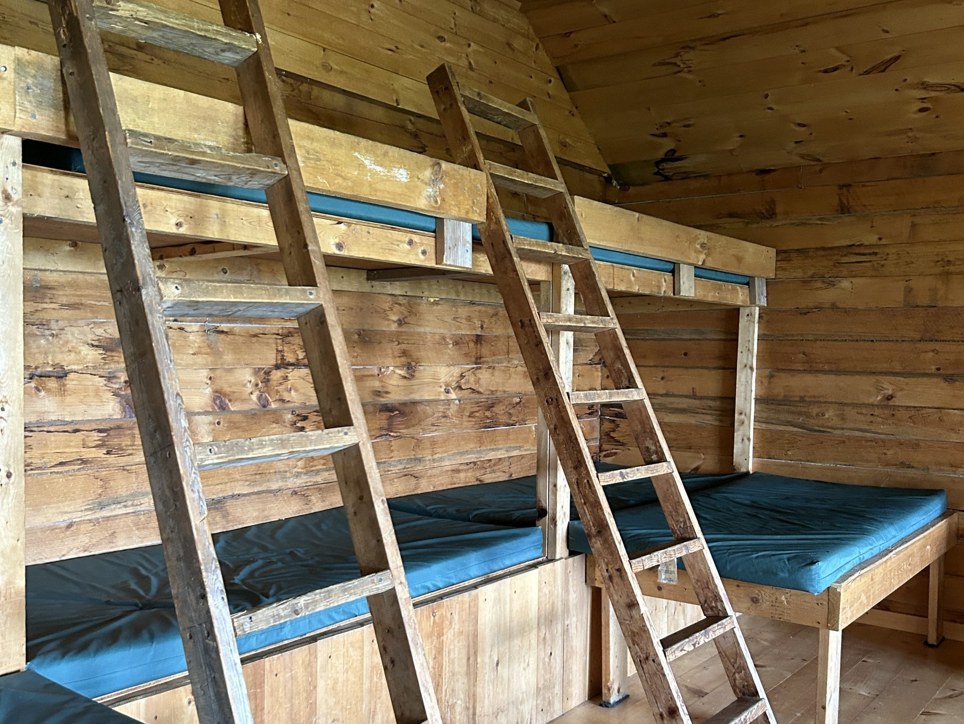 Butternut Cabin Bunks